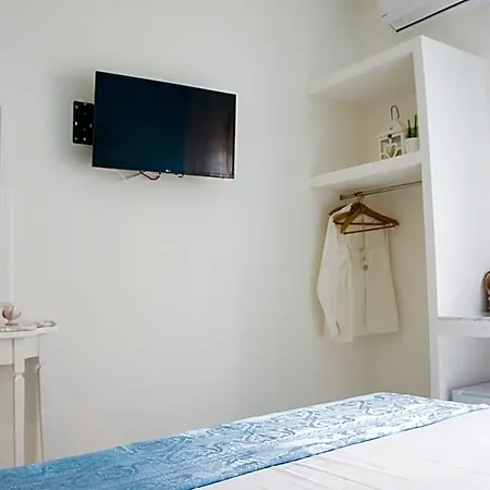 La Stella Dei Venti Bed & Breakfast 3*
